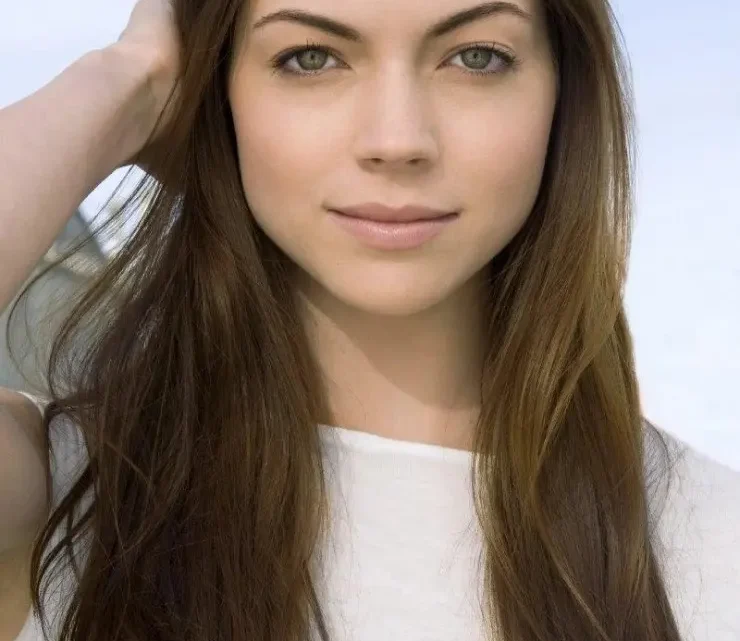 Caitlin Carver Biography: Age, Movies & TV Shows, Height, Net Worth, Career, Partner Caitlin Carver Biography: Age, Movies & TV Shows, Height, Net Worth, Career, Partner