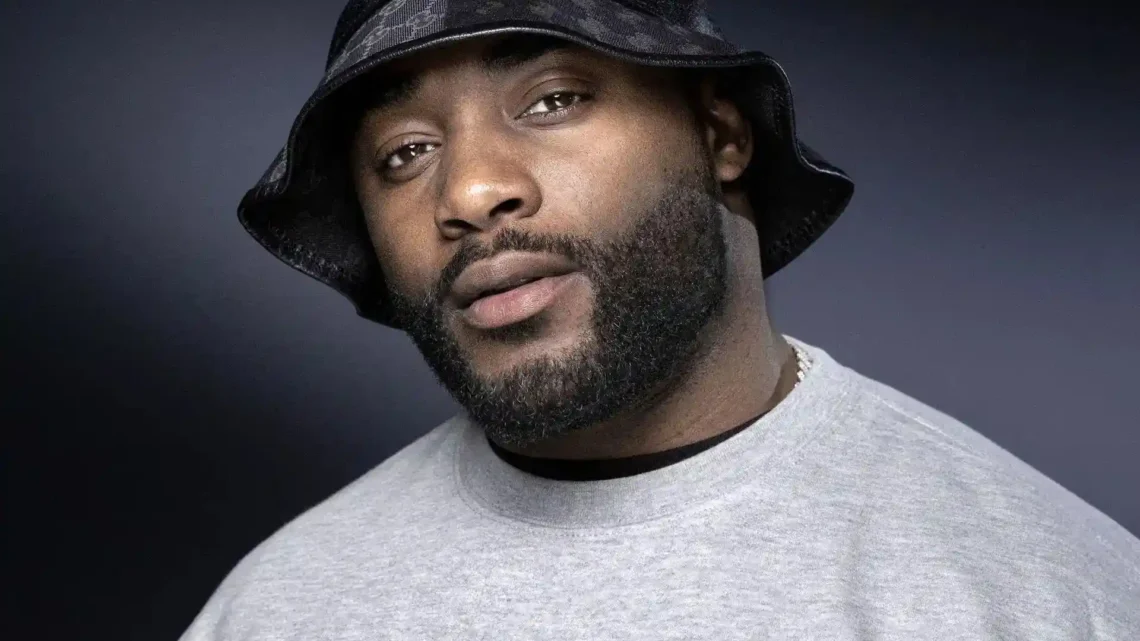 Gradur Biography: Age, Net Worth, Albums, Parents, Wife, Height, Songs, Career Gradur Biography: Age, Net Worth, Albums, Parents, Wife, Height, Songs, Career