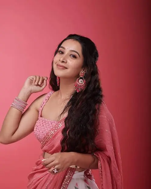 Bhama Arun Biography: Age, Movies, Height, Net Worth, Parents, TV Shows, Husband Bhama Arun Biography: Age, Movies, Height, Net Worth, Parents, TV Shows, Husband
