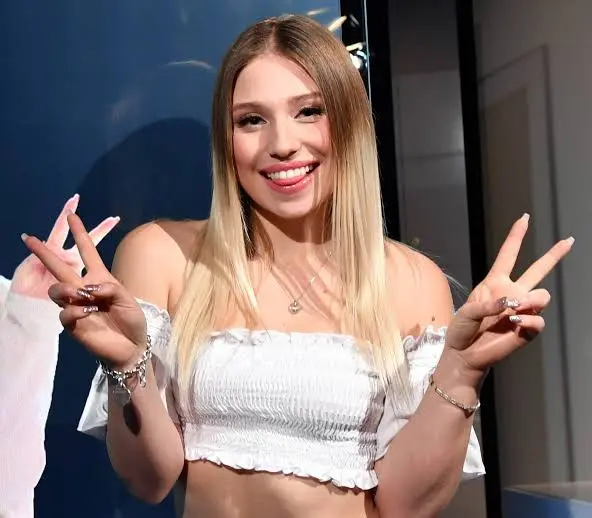 Bianca Heinicke Biography: Age, Net Worth, Children, YouTube, Height, Business, Boyfriend Bianca Heinicke Biography: Age, Net Worth, Children, YouTube, Height, Business, Boyfriend