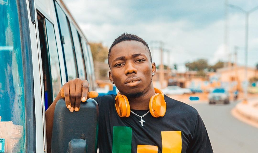 Limerick (musician) Biography: Girlfriend, Songs, Net Worth, Wikipedia, Age, Record Label Limerick (musician) Biography: Girlfriend, Songs, Net Worth, Wikipedia, Age, Record Label