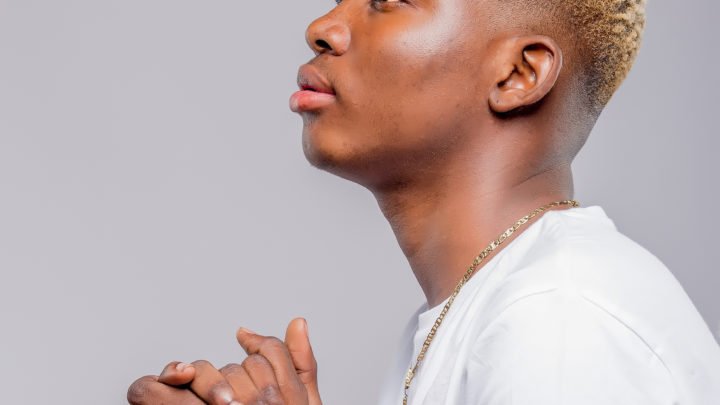 Kayz Moore Biography: Age, Girlfriend, Record Label, Songs, Net Worth, Photos, Wikipedia