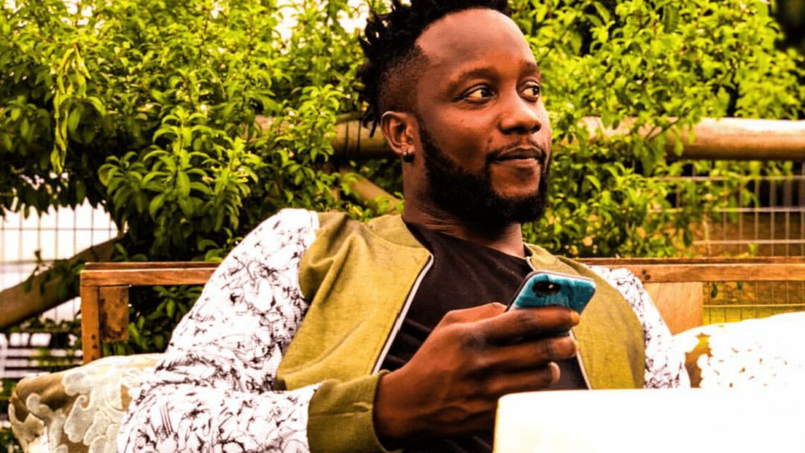 Speroach Beatz Biography: Net Worth, Record Label, Age, Produced Beats, Instrumental, Girlfriend, Wikipedia Speroach Beatz Biography: Net Worth, Record Label, Age, Produced Beats, Instrumental, Girlfriend, Wikipedia