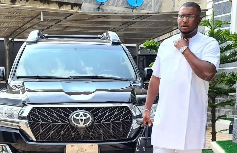 Escoba Smith Biography: Cars, Hotel, Age, Net Worth, Instagram, Wife, Wikipedia Escoba Smith Biography: Cars, Hotel, Age, Net Worth, Instagram, Wife, Wikipedia