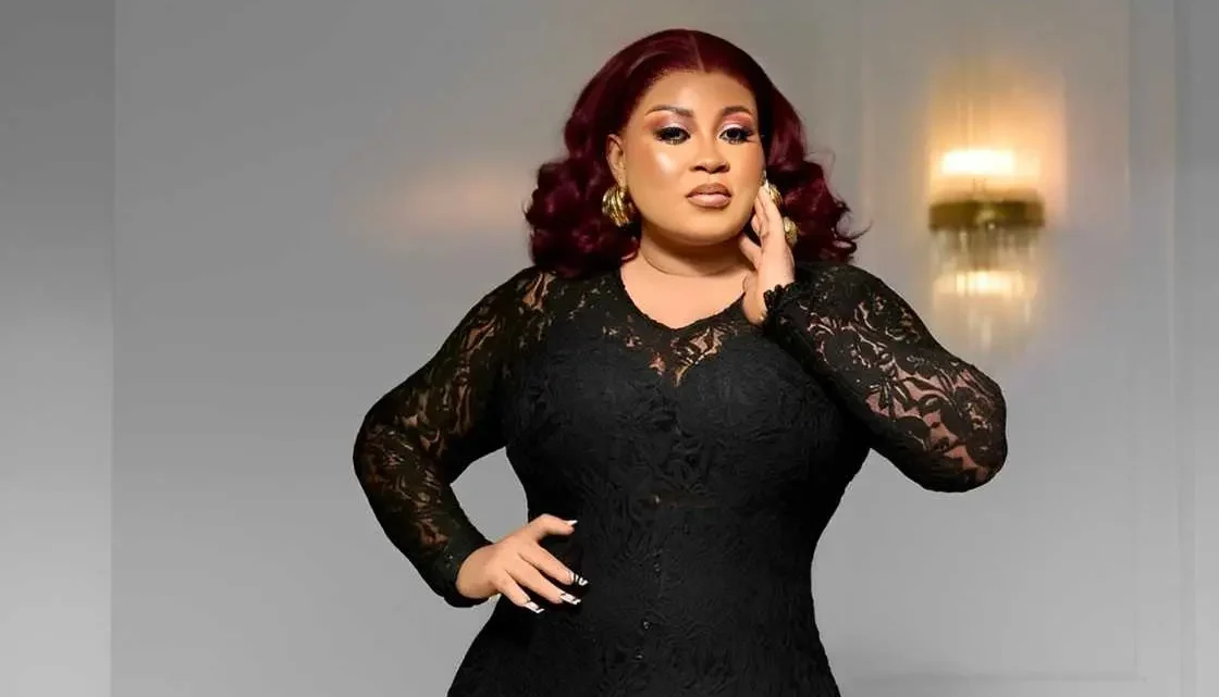 Joke Jigan Biography: Husband, Age, Pictures, Net Worth, Song, Shop, Movies, Wikipedia, Boyfriend Joke Jigan Biography: Husband, Age, Pictures, Net Worth, Song, Shop, Movies, Wikipedia, Boyfriend