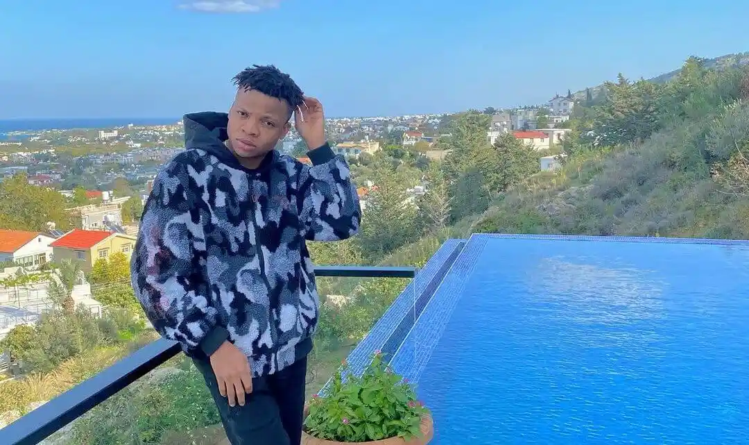 The Real Tobe Biography: Age, Instagram, Net Worth, Pictures, Girlfriend, Wiki, Laura Wilson The Real Tobe Biography: Age, Instagram, Net Worth, Pictures, Girlfriend, Wiki, Laura Wilson