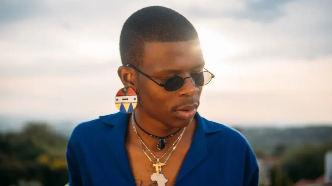 Aubrey Qwana Biography: Wikipedia, Girlfriend, Songs, Net Worth, Real Name, Album, Gender, Girlfriend Aubrey Qwana Biography: Wikipedia, Girlfriend, Songs, Net Worth, Real Name, Album, Gender, Girlfriend