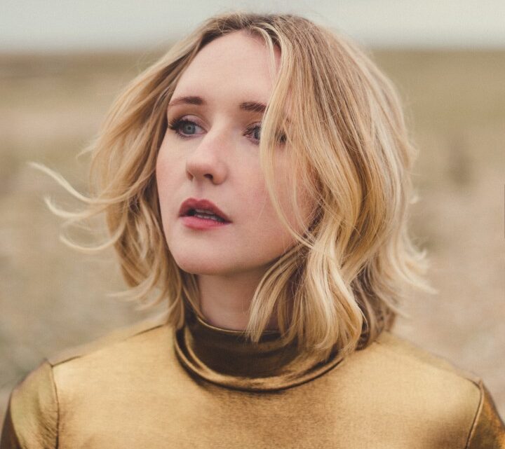Lilla Vargen Biography: Age, Songs, Net Worth, Albums, Wikipedia, Lyrics, Boyfriend Lilla Vargen Biography: Age, Songs, Net Worth, Albums, Wikipedia, Lyrics, Boyfriend