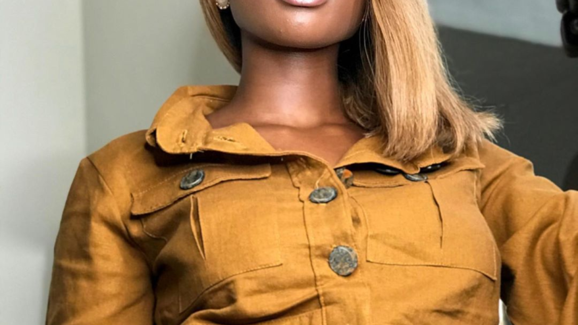 Nambitha Ben-Mazwi Biography: Husband, Xhosa, Movies, Parents, Net Worth, Age, Netflix, Instagram Nambitha Ben-Mazwi Biography: Husband, Xhosa, Movies, Parents, Net Worth, Age, Netflix, Instagram