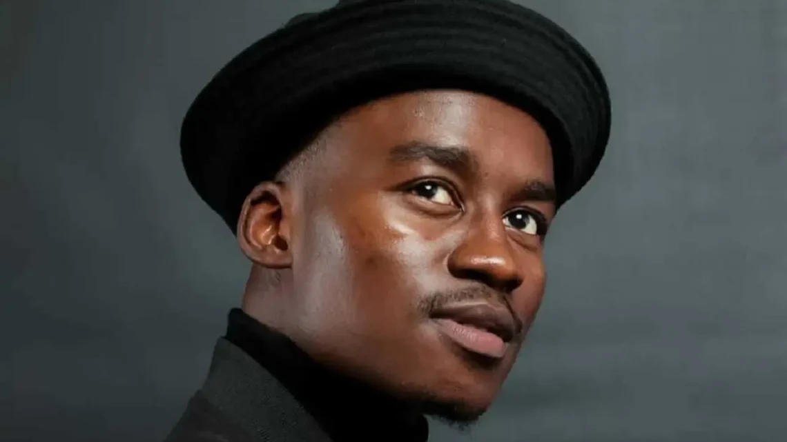 Hungani Ndlovu Biography: Age, Net Worth, Wife, Salary, Language, Car, Agency, Wiki Hungani Ndlovu Biography: Age, Net Worth, Wife, Salary, Language, Car, Agency, Wiki
