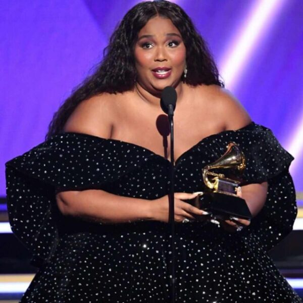 Lizzo Songs, Net Worth, Truth Hurts, Age, Weight, Height, Boyfriend, Siblings