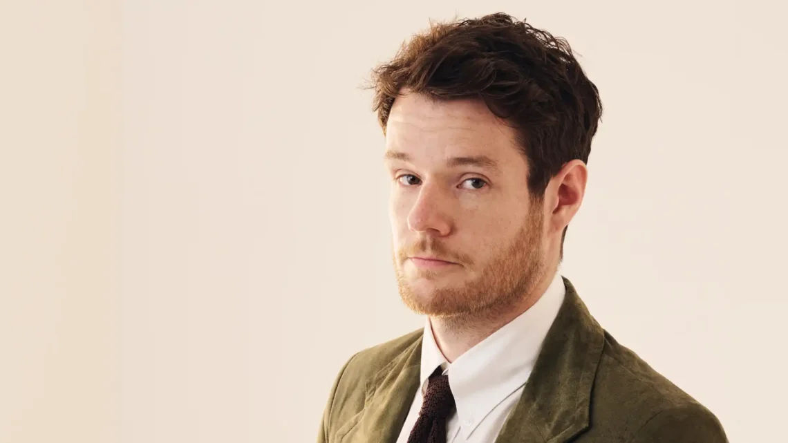 Connor Swindells Biography: Height, Age, Net Worth, Wiki, Wife, Father, Partner, Dad, Instagram, Gender, Girlfriend Connor Swindells Biography: Height, Age, Net Worth, Wiki, Wife, Father, Partner, Dad, Instagram, Gender, Girlfriend