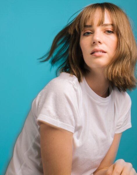 Maya Hawke Bio, Age, Net Worth, Parents, Brother, Height, Instagram, Religion, Dad, Photos, Boyfriend, Husband