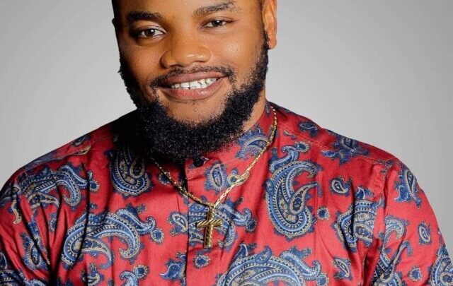 Sensational Bamidele Biography: Age, Songs, Net Worth, Praise Session, Wiki, Mixtape, Spouse, Live Performance