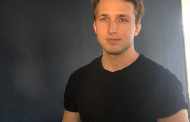 Shayne Topp Biography: Height, Age, Net Worth, Instagram, Henry Danger, Wife, Girlfriend, Wikipedia