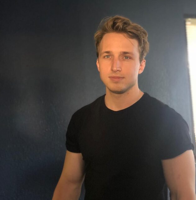 Shayne Topp Biography: Height, Age, Net Worth, Instagram, Henry Danger, Wife, Girlfriend, Wikipedia Shayne Topp Biography: Height, Age, Net Worth, Instagram, Henry Danger, Wife, Girlfriend, Wikipedia