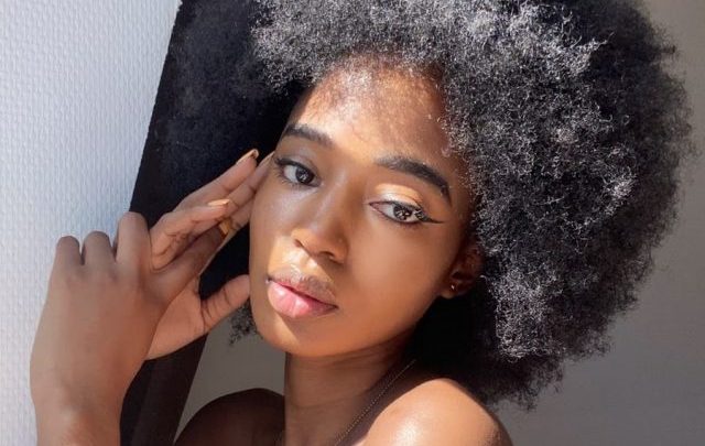 Crystal Zinzile Biography: Boyfriend, Age, Birthday, Net Worth, Father, YouTube, Sister, Wiki, Breakup