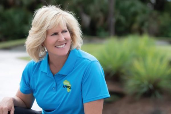 Betsy King Biography, Net Worth, Age, Family, Spouse, Shoes, Married, TikTok, Husband, Golf Fore Africa, Wiki
