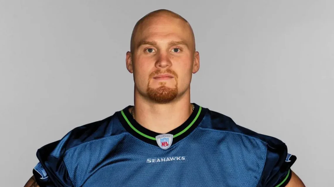 Isaiah Kacyvenski Biography: Age, Net Worth, Twitter, Salary, Stats, Wife, Education, Wikipedia Isaiah Kacyvenski Biography: Age, Net Worth, Twitter, Salary, Stats, Wife, Education, Wikipedia