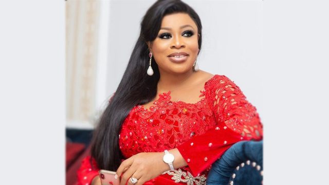 Sinach Biography, Husband, Age, Songs,, Net Worth, Lyrics, Children, Baby, Wikipedia, I Know Who I am