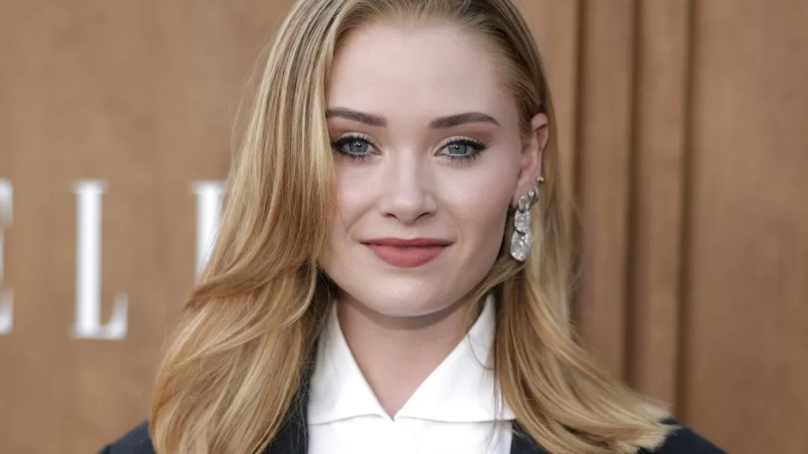 Virginia Gardner Biography: Age, Height, Boyfriend, Net Worth, Instagram, Parents, Wikipedia, Movies & TV Shows Virginia Gardner Biography: Age, Height, Boyfriend, Net Worth, Instagram, Parents, Wikipedia, Movies & TV Shows