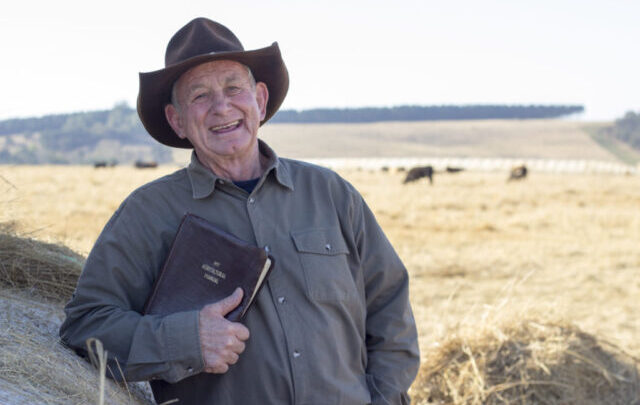 Angus Buchan Biography: Age, Wife, Net Worth, Farm, Facebook, App, Books, Thought For Today, Wikipedia, YouTube