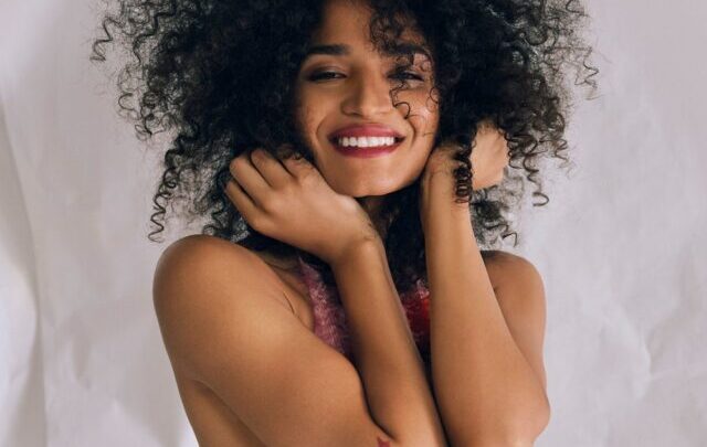Indya Moore Biography: Instagram, Net Worth, Baby Pictures, Age, Twitter, Dating Partner, Birthday, Interview, Wiki