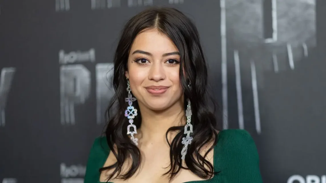 Amber Midthunder Biography: Age, Height, Parents, Movies, Net Worth, Husband, Mother, Dating, Siblings Amber Midthunder Biography: Age, Height, Parents, Movies, Net Worth, Husband, Mother, Dating, Siblings