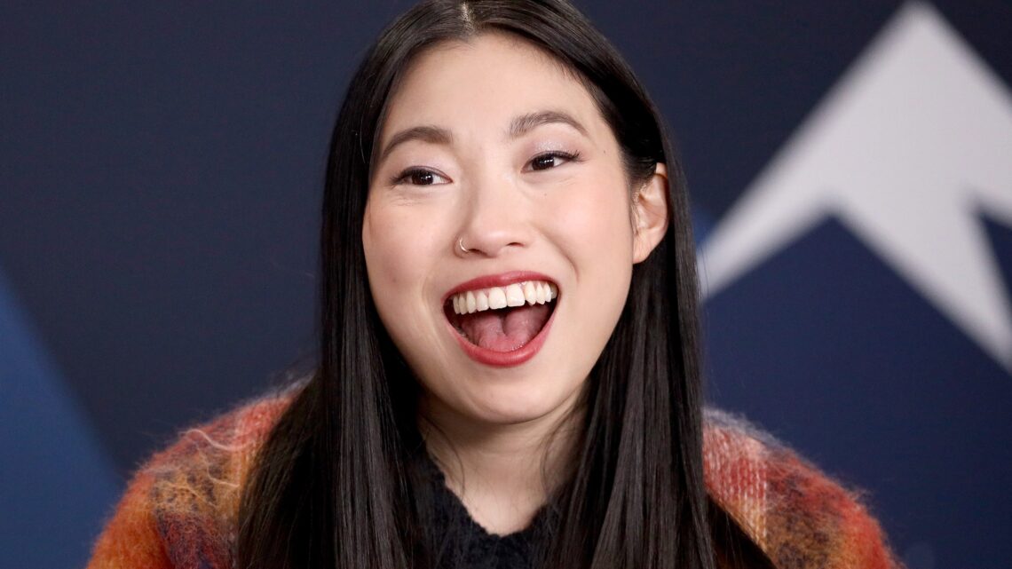Awkwafina Biography: Movies & TV Shows, Net Worth, Age, Height, Husband, Awards, Partner, Wikipedia, Instagram, Real Name
