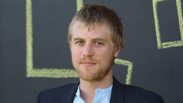 Johnny Flynn Biography: Net Worth, Wife, Age, News, Instagram, Movies & TV Shows, Wikipedia, Children, Songs