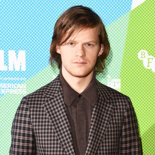 Lucas Hedges Bio, Instagram, Age, TV Shows, Net Worth, Movies, Partner, Nominations, Parents, Girlfriend, Wikipedia