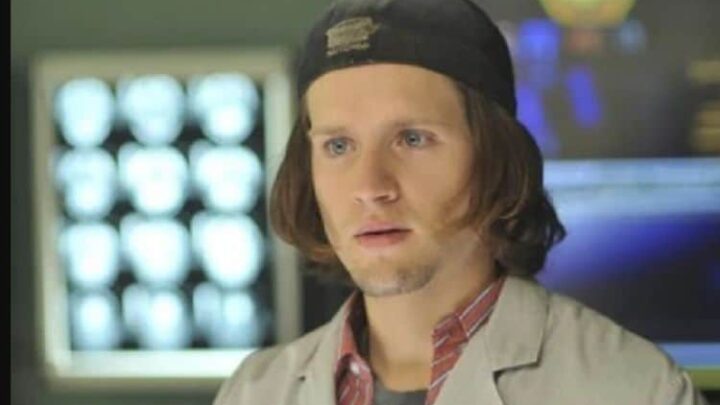 Luke Kleintank Biography: Age, Movies, Net Worth, Wife, Instagram, Fiance, Wiki, Height, Photos, Girlfriend