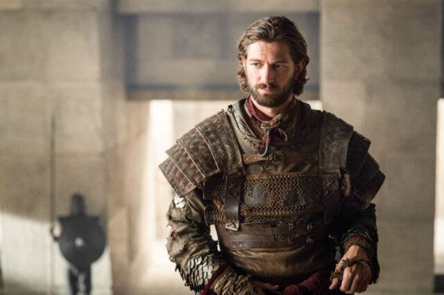 Michiel Huisman Biography: Age, Movies & TV Shows, Wife, Net Worth, Music, Parents, Pronunciation, Height, Instagram, Wiki