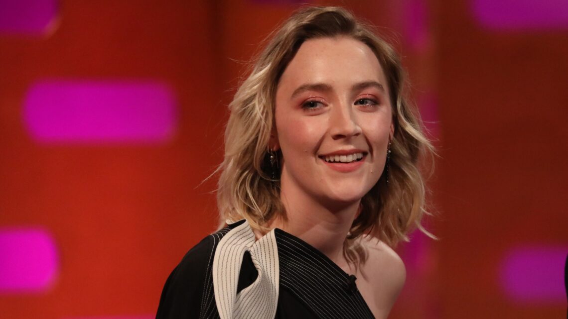 Saoirse Ronan Biography: Boyfriend, Movies & TV Shows, Age, Net Worth,  Awards, Twitter, Pronunciation, Height, Instagram, Wiki | TheCityCeleb