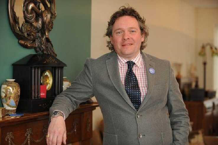 Tim Hogarth Biography: Age, Net Worth, Wife, Wikipedia, Antiques, Pictures, Children Tim Hogarth Biography: Age, Net Worth, Wife, Wikipedia, Antiques, Pictures, Children