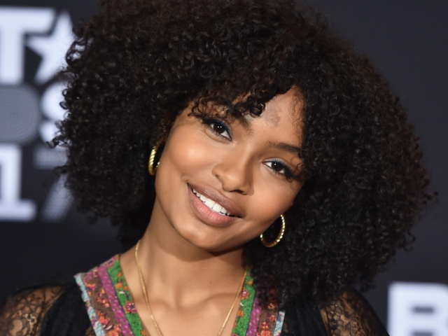 Yara Shahidi Biography, Movies & TV Shows, Age, Net Worth, Instagram, Hairstyles, Height, Brother, Boyfriend, Wiki