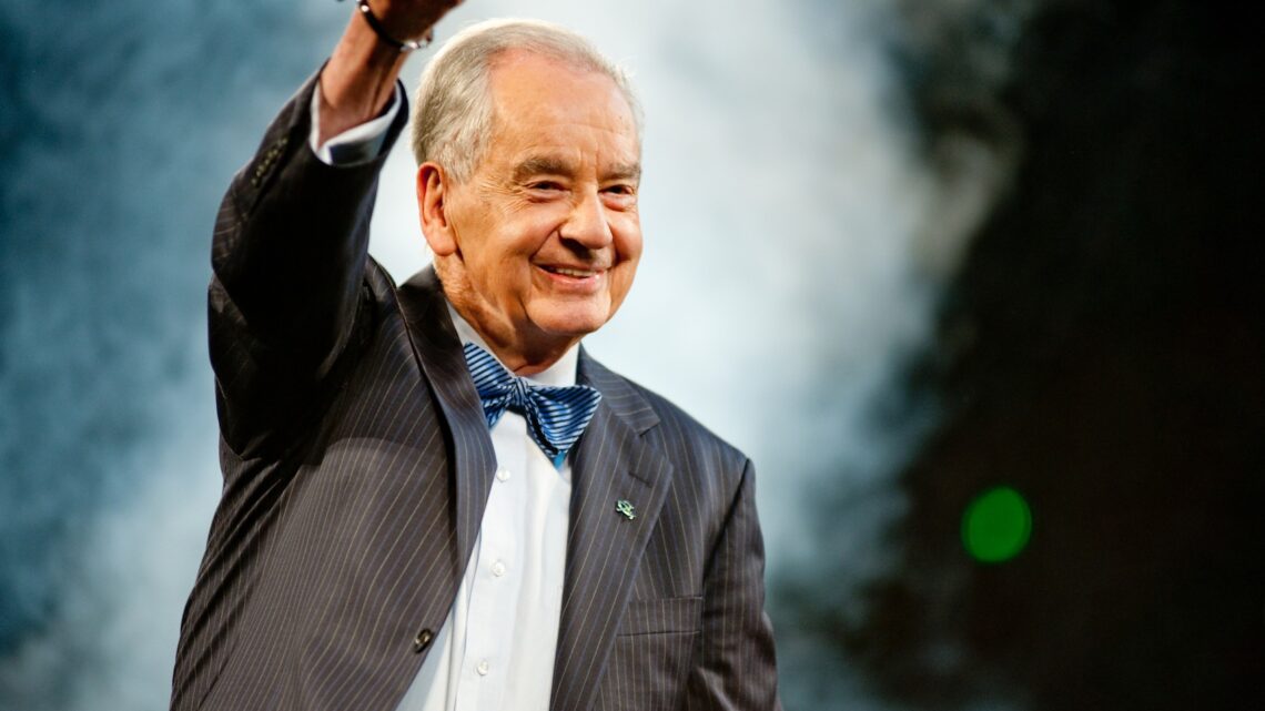 Zig Ziglar Biography: Age, Wife, Cause of Death, Net Worth, Books, Motivational Quotes, Wikipedia, Siblings, Children
