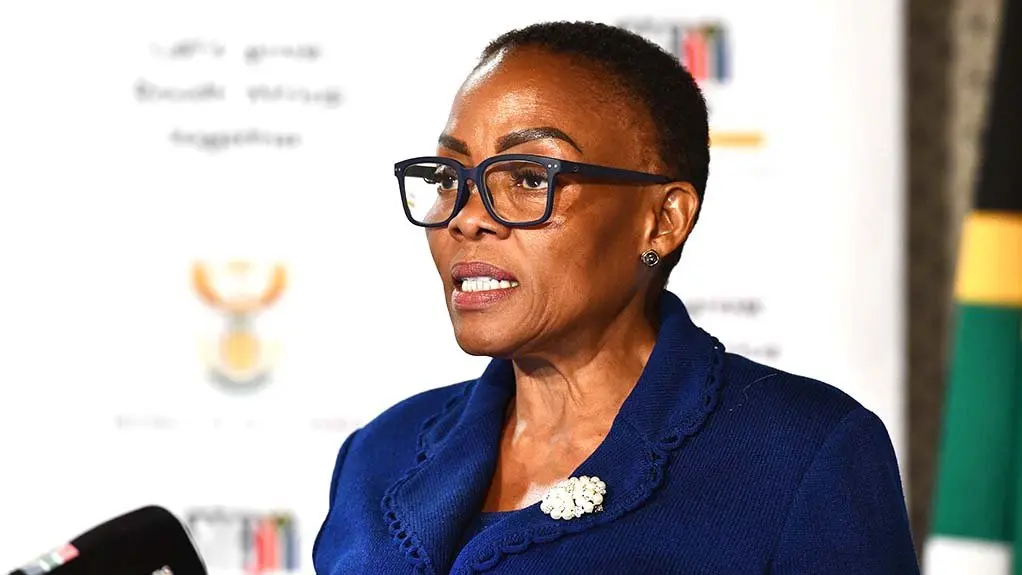 Pinky Kekana Biography: Husband, Age, Contacts, Net Worth, Weight, Date Of Birth, Family, Education, Linkedin, Wikipedia Pinky Kekana Biography: Husband, Age, Contacts, Net Worth, Weight, Date Of Birth, Family, Education, Linkedin, Wikipedia