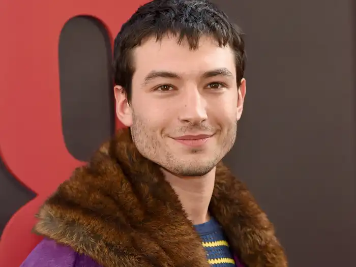 Ezra Miller Biography: Movies & TV Shows, Wikipedia, Net Worth, Age, Instagram, Twitter, Partner, Spouse, Height Ezra Miller Biography: Movies & TV Shows, Wikipedia, Net Worth, Age, Instagram, Twitter, Partner, Spouse, Height