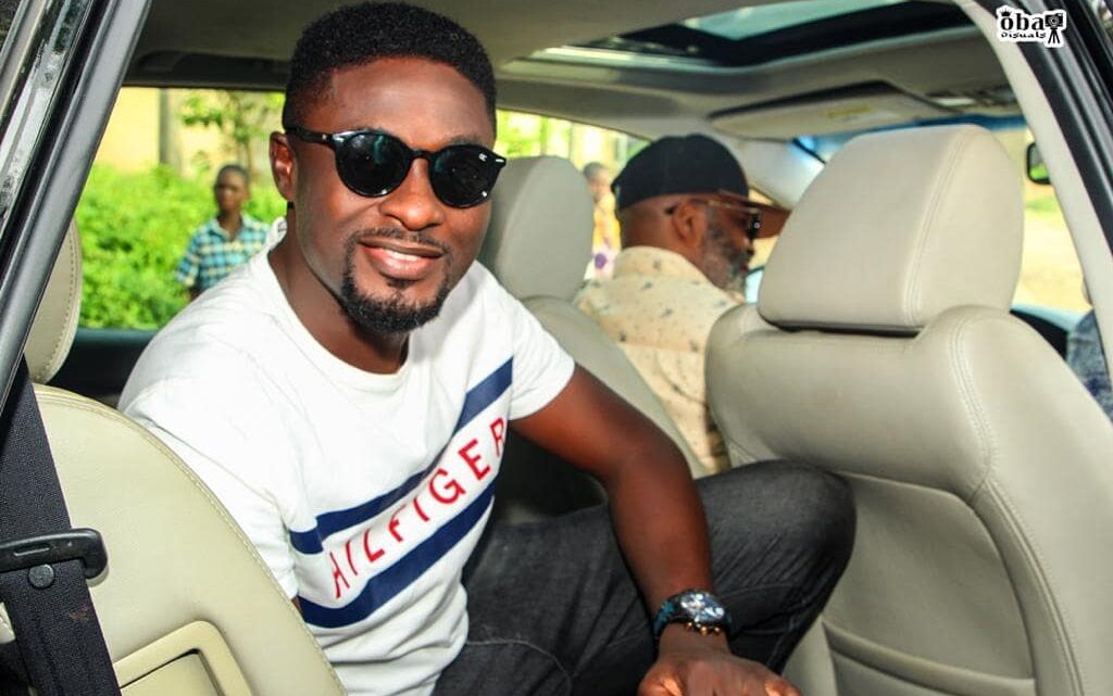 Adeniyi Johnson Biography: Net Worth, Child, Age, Wife, Daughter, Height, Wikipedia, State Of Origin, House, Instagram Adeniyi Johnson Biography: Net Worth, Child, Age, Wife, Daughter, Height, Wikipedia, State Of Origin, House, Instagram