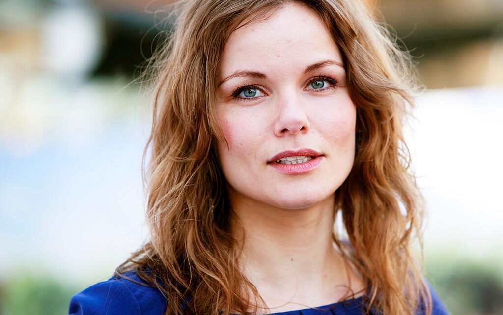 Angela Schijf Biography: Net Worth, Age, Instagram, Husband, Movies & TV Shows, IMDb, Wikipedia, Facebook, Children Angela Schijf Biography: Net Worth, Age, Instagram, Husband, Movies & TV Shows, IMDb, Wikipedia, Facebook, Children