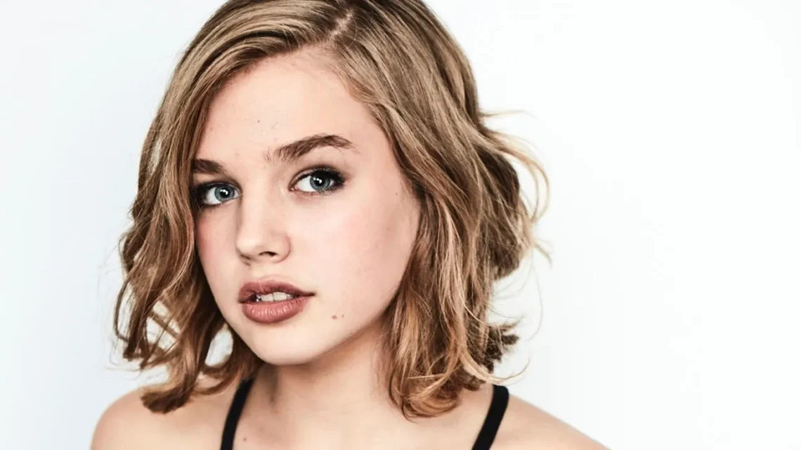 Teagan Croft Biography: Age, Salary, Eye Color, Birthday, Net Worth, Boyfriend, Wikipedia, Parents