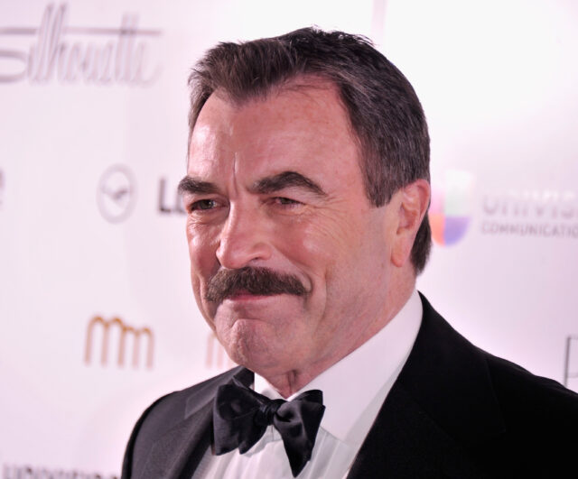 Tom Selleck Biography: Net Worth, Wife, Age, Children, Height ...