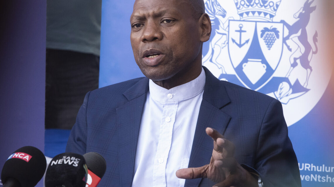 Zweli Mkhize Biography: Net Worth, Twitter, Age, News, Wife, Son, Family, Qualifications, Contact Details, Wikipedia Zweli Mkhize Biography: Net Worth, Twitter, Age, News, Wife, Son, Family, Qualifications, Contact Details, Wikipedia