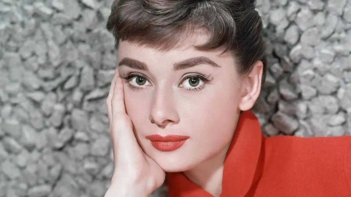 Audrey Hepburn Biography: Movies, Cause of Death, Quotes, Age, Net Worth, Fashion, Birthday, Grandchildren, Wiki, Height, Wight