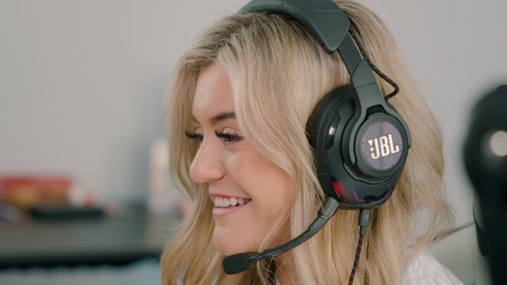 BrookeAB Biography: Age, Real Name, Net Worth, Height, Instagram, Twitch, Engaged, Boyfriend, Dating Symfuhny, Wikipedia