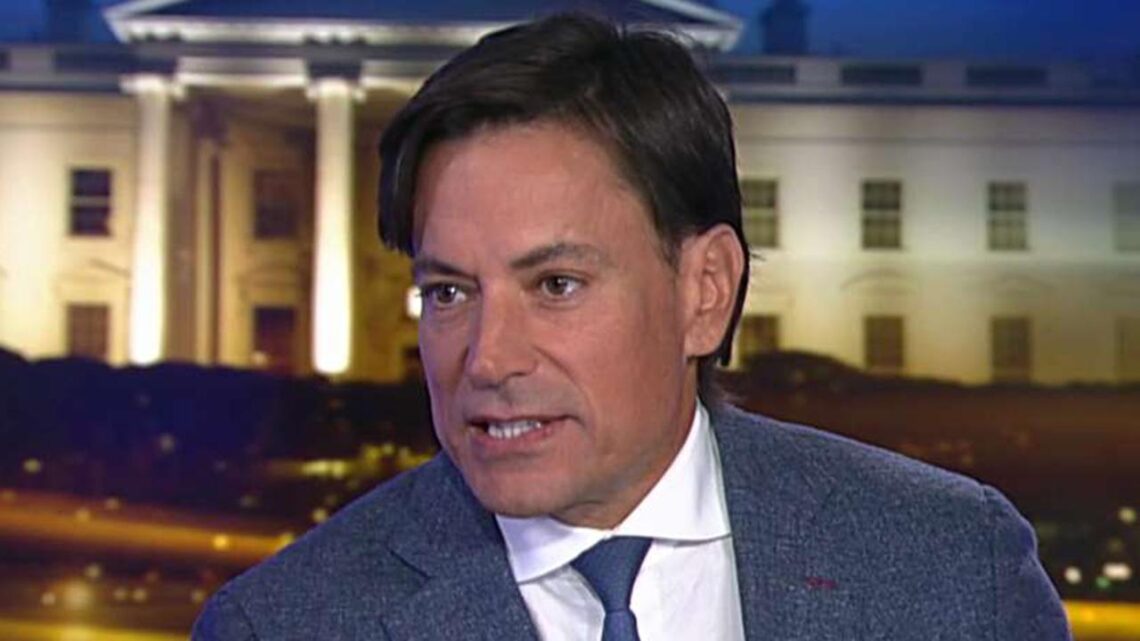 David Tafuri Biography: Age, Wedding, Wife, Wikipedia, Parents, Fox News, Wife, Birthplace, Net Worth, Political Party David Tafuri Biography: Age, Wedding, Wife, Wikipedia, Parents, Fox News, Wife, Birthplace, Net Worth, Political Party