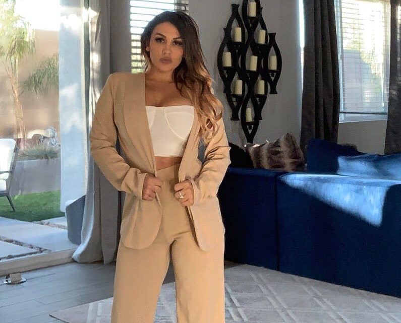 Jen Harley Biography: New Boyfriend, Birthday, Son, Age, Net Worth, Husband, News, Wiki, Height, Twitter, Instagram Jen Harley Biography: New Boyfriend, Birthday, Son, Age, Net Worth, Husband, News, Wiki, Height, Twitter, Instagram