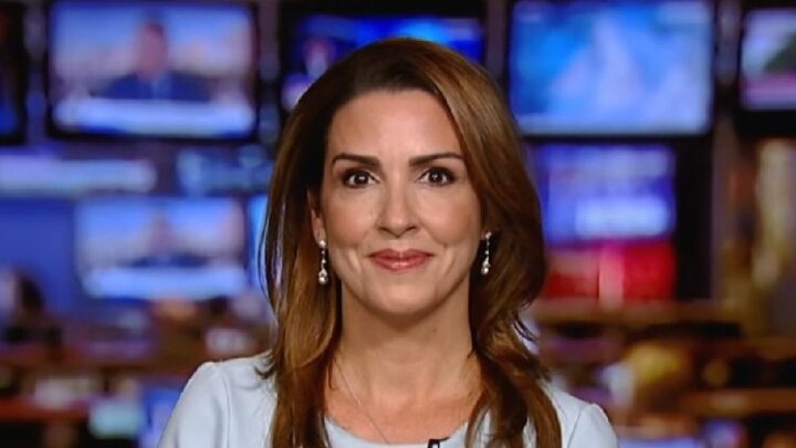 Reporter Sara Carter Biography: Husband, Net Worth, Wikipedia, Age, Height, Photos, Twitter, Religion, Website, Family