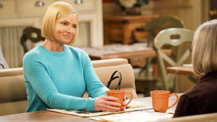Jaime Pressly Biography: Twins, Age, Mom, Height, Net Worth, Netflix, Kids, Parents, Boyfriend, Wikipedia, Husband, Instagram